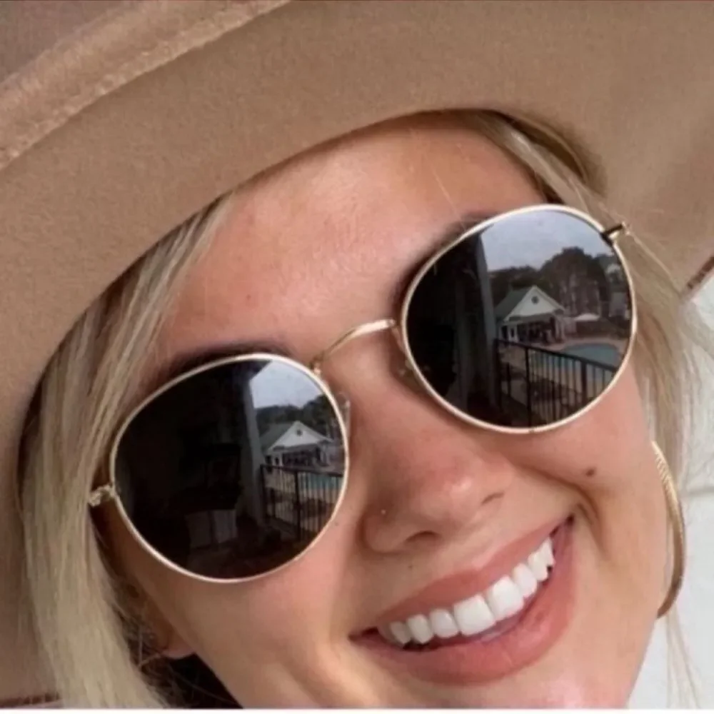 Small Round Polarized Sunglasses for Women Classic Vintage Retro Shades UV400